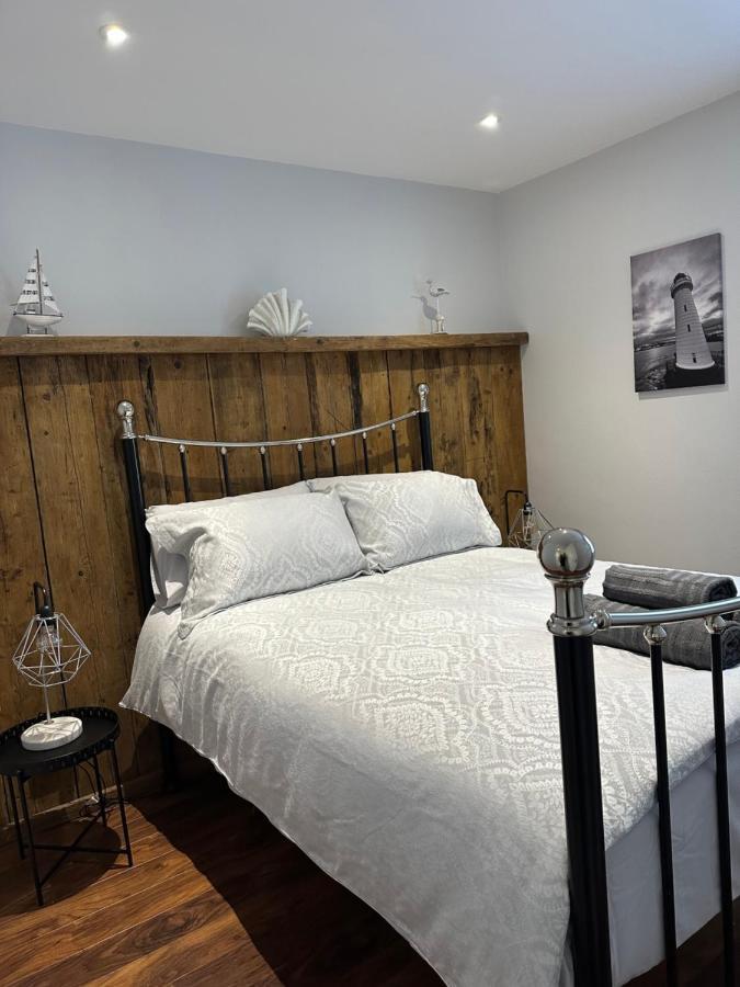 2 Hunters Lane Donaghadee Villa Екстериор снимка